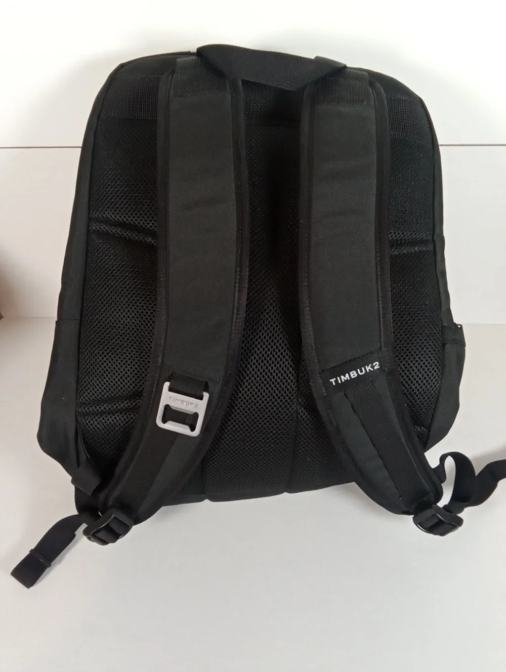 Timbuk2 sleek black